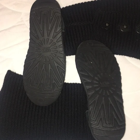 UGG Black Knit Winter Boots - Picture 2 of 4